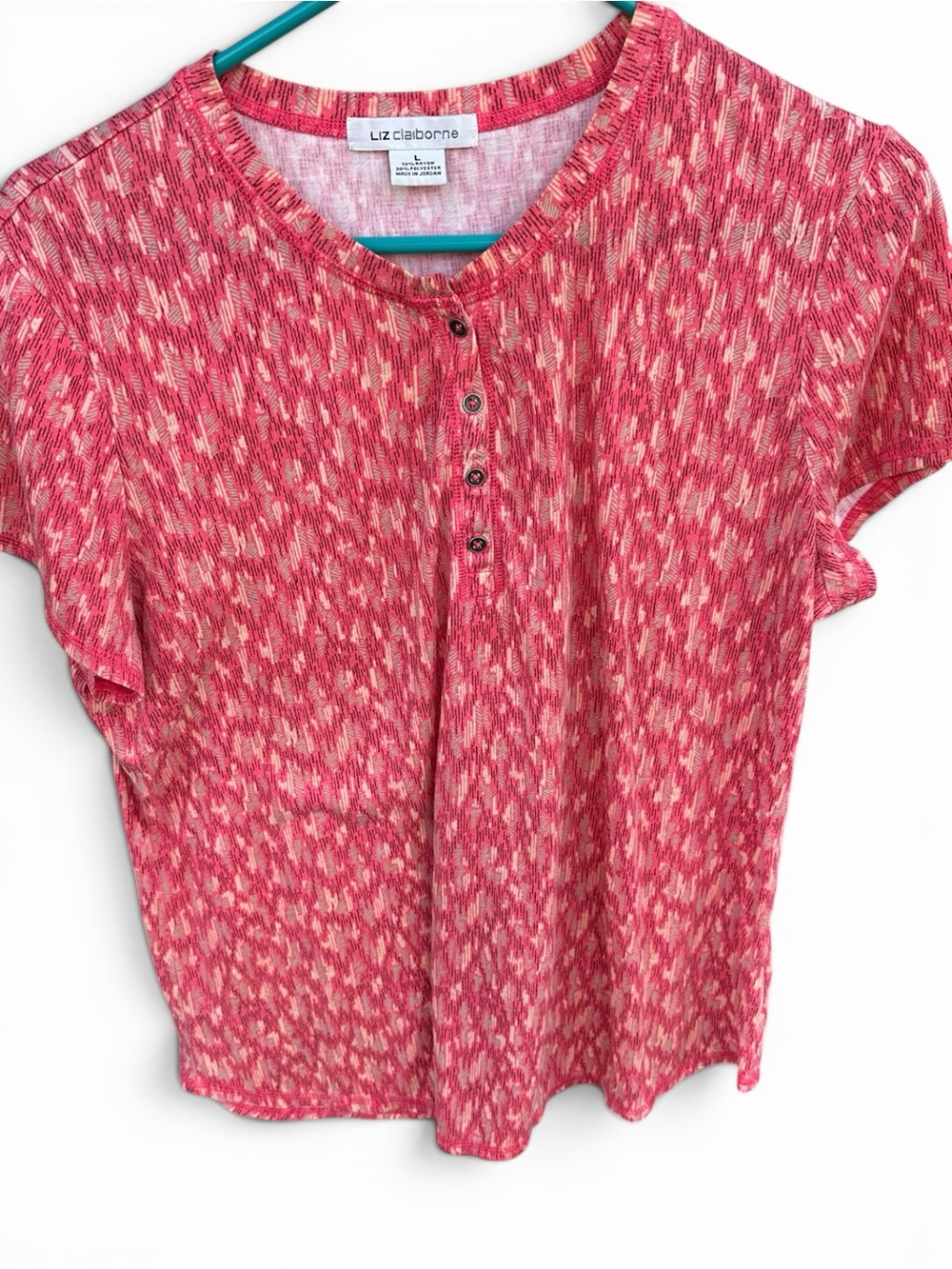 Liz Claiborne Coral-Pink‎ Short Sleeve Henley Top